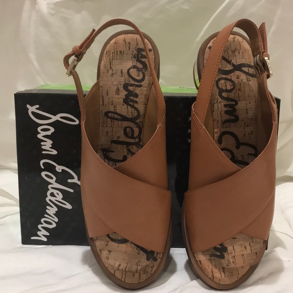 Sandals - Picture 5 of 5